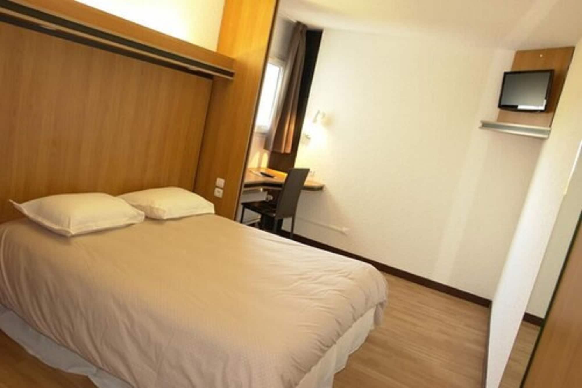 Brit Hotel La Bonne Etape Évreux Zewnętrze zdjęcie
