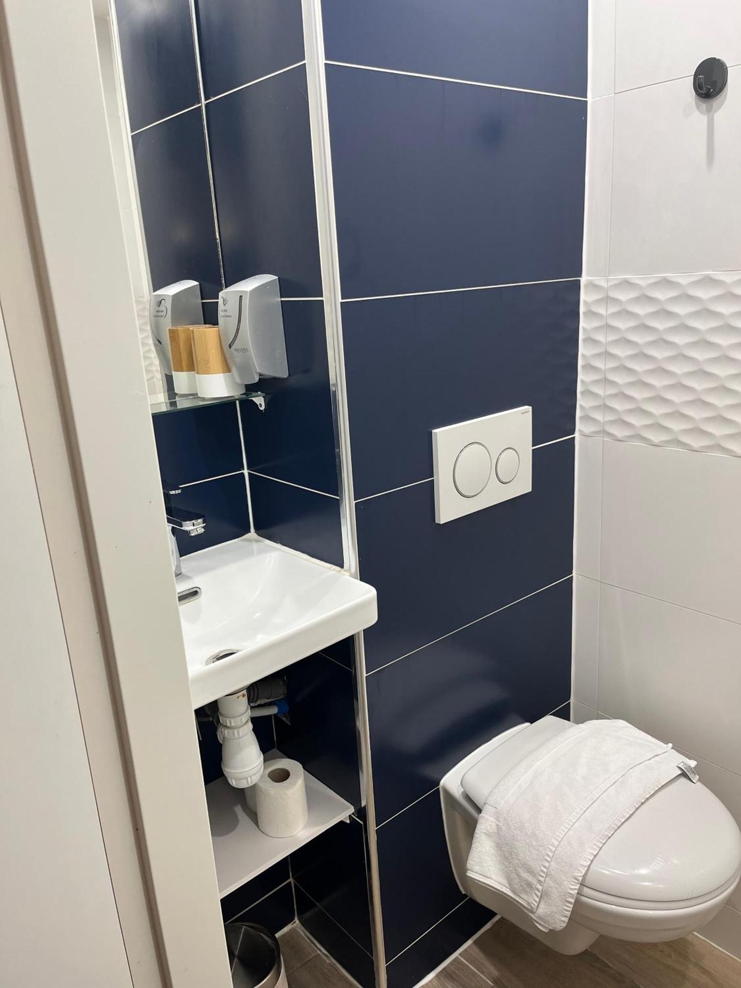 Brit Hotel La Bonne Etape Évreux Zewnętrze zdjęcie