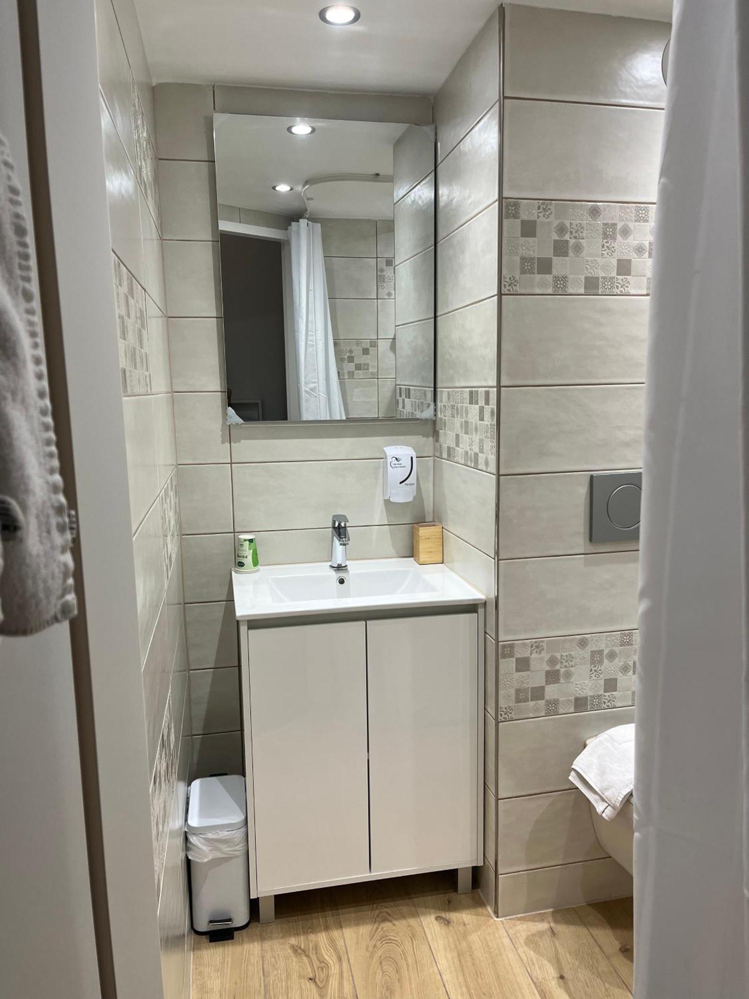 Brit Hotel La Bonne Etape Évreux Zewnętrze zdjęcie