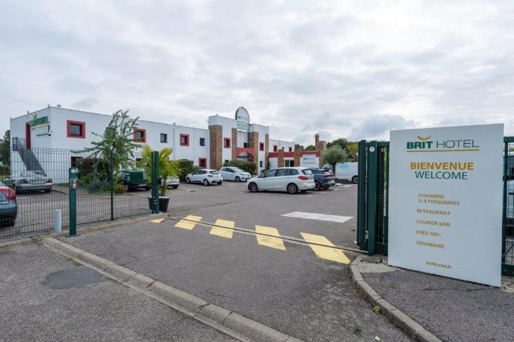 Brit Hotel La Bonne Etape Évreux Zewnętrze zdjęcie